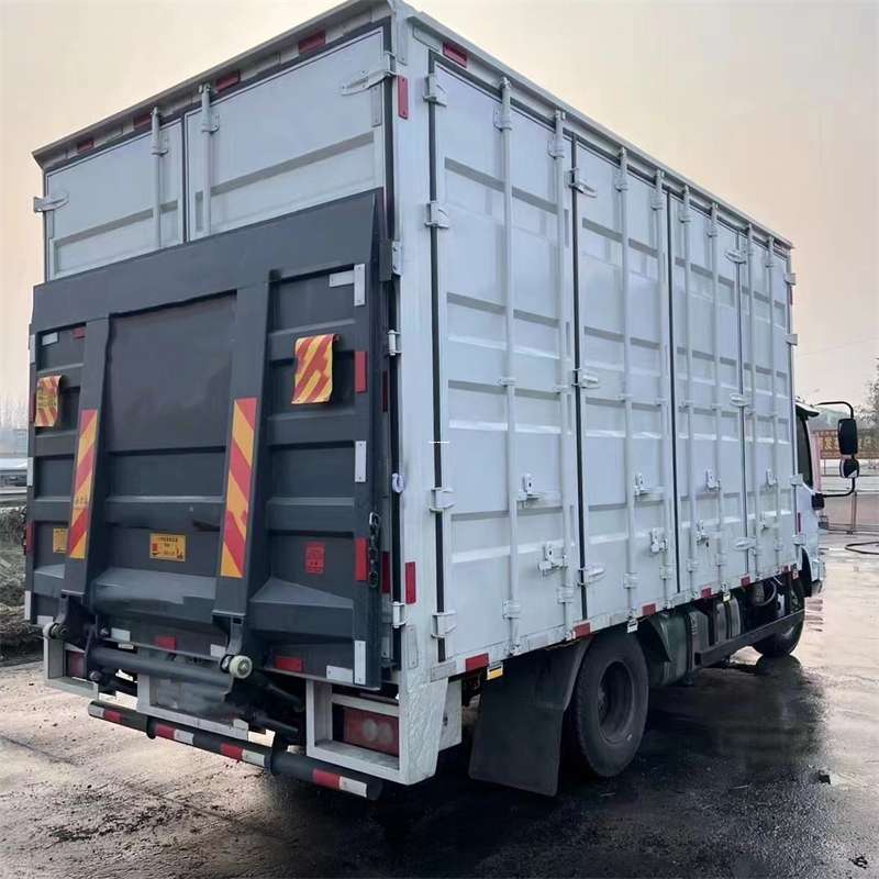 安化县阜康市进仓物流：多元专线直达的货运探索